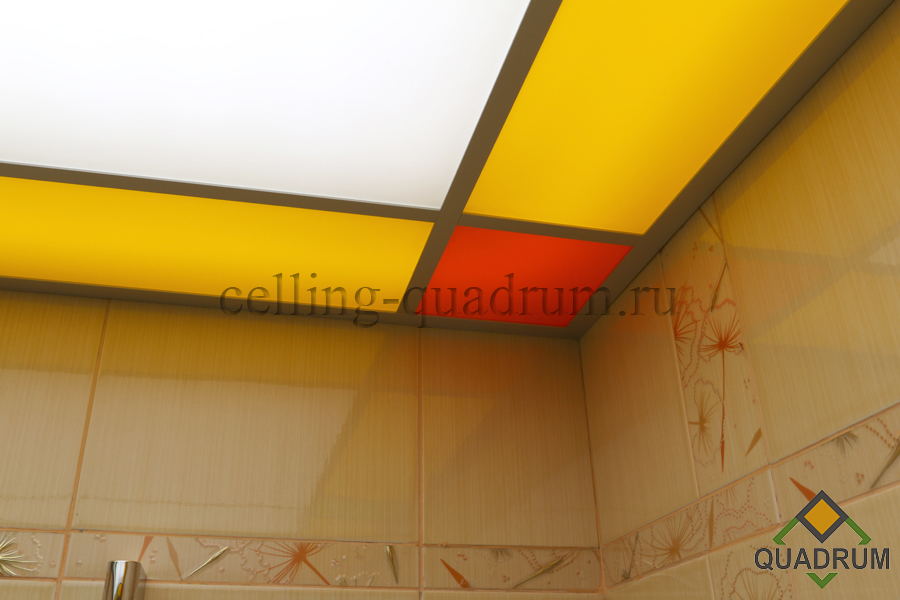 Световой потолок из цветного оргстекла. Крупный ракурс на оргстекло. Световые потолки - quadrum.