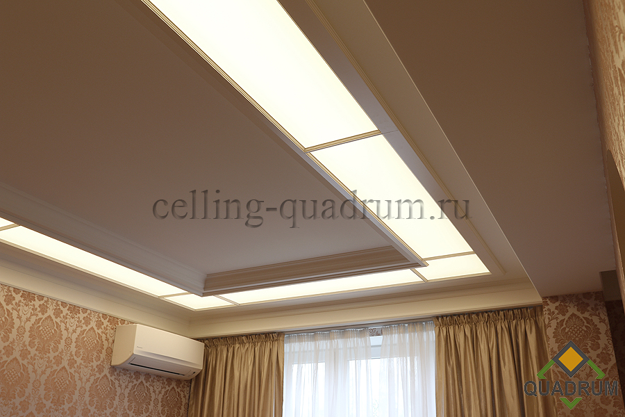 Световой потолок - quadrum в спальне квартиры